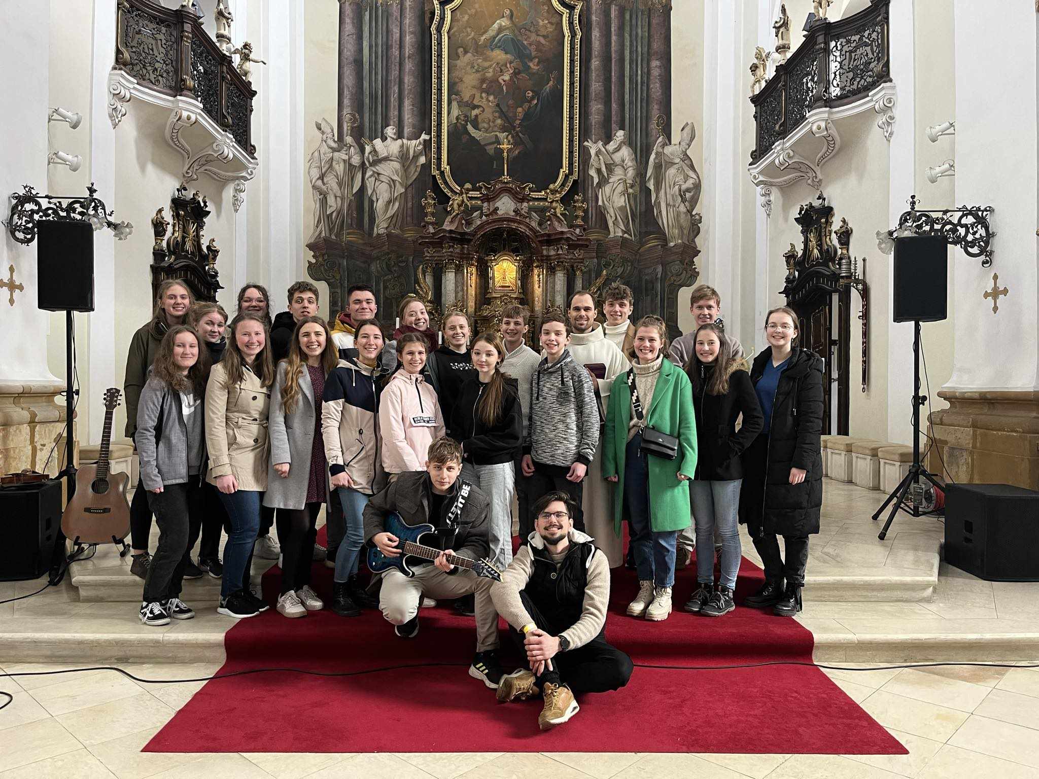 Fotka Červenokostelcké scholy z minulého roku